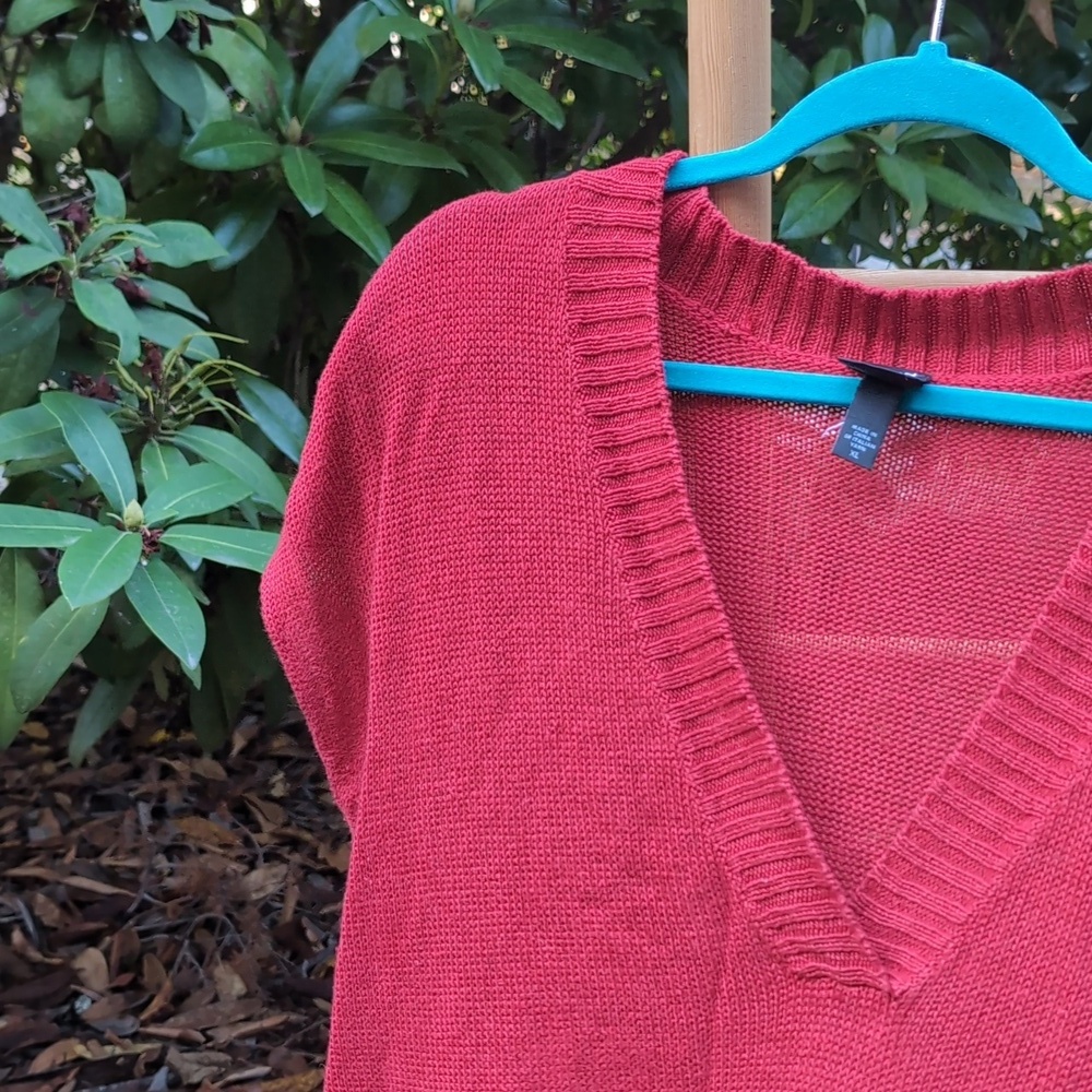 Eileen Fisher Red Sleeveless Sweater Vest 100% Hemp Italian Yarn - Picture 2 of 4
